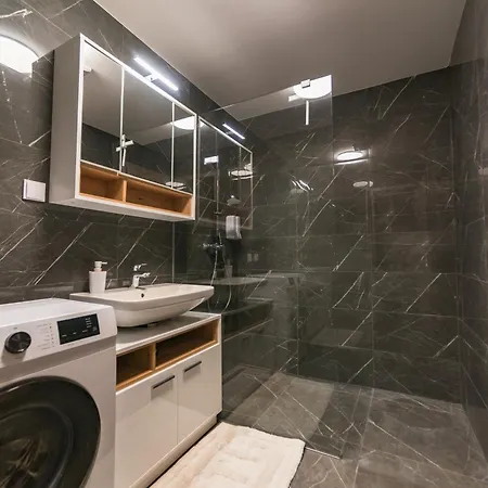 Cedrus Luxory Apartment *