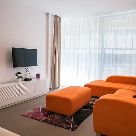 Cedrus Luxory Apartment Szeged